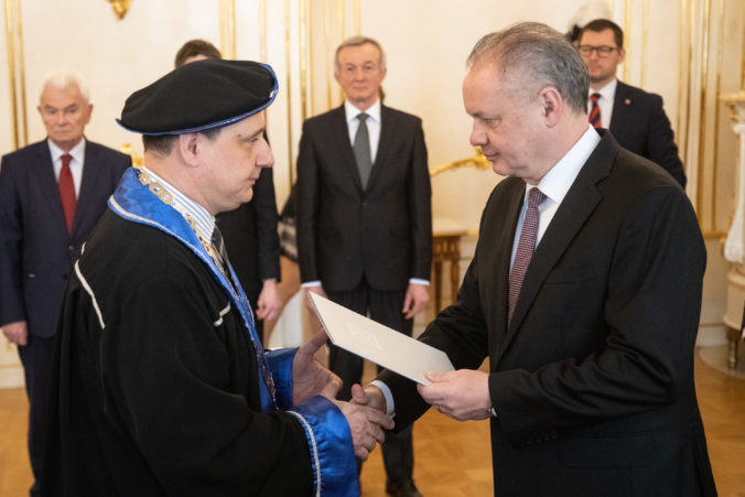 Prezident Andrej Kiska vymenoval rektorov vysokých škôl