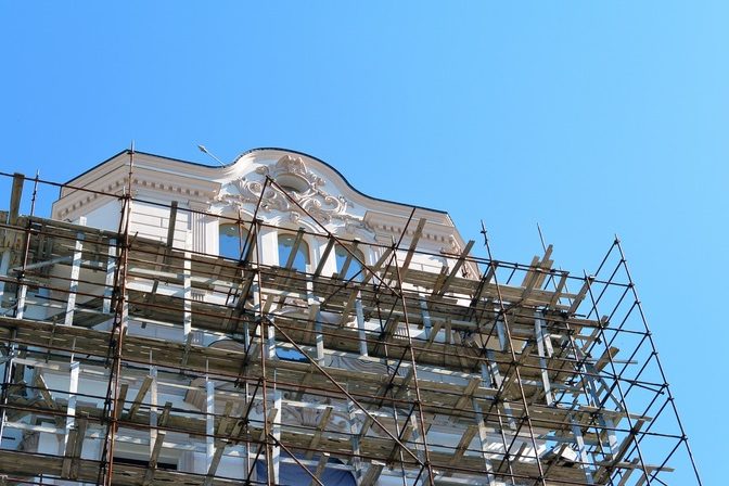 lešenie, rekonštrukcia
