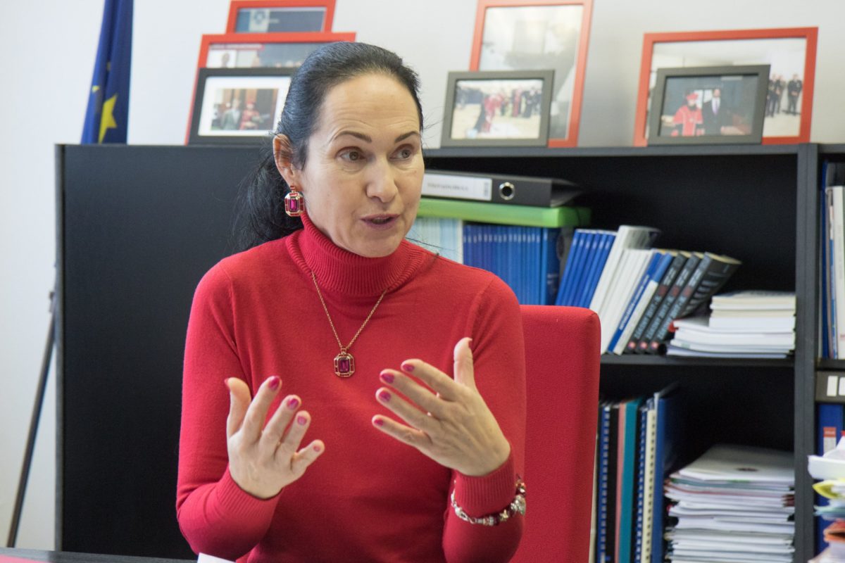 Lucia Kurilovská