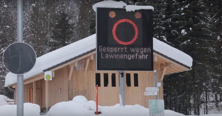 Nemecko, lavína, zima