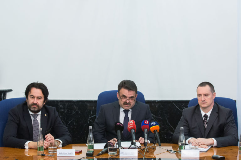 René Vanek, Jaromír Čižnár, Peter Šufliarsky