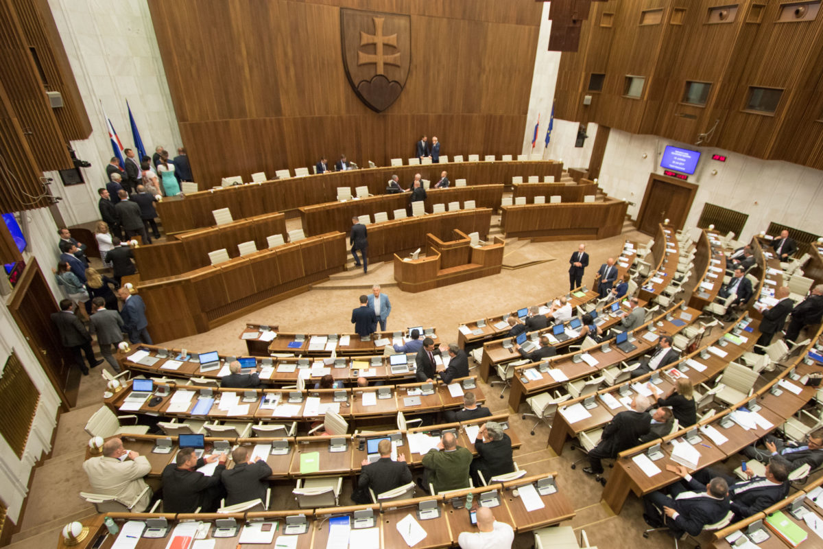 Národná rada SR, parlament, schôdza
