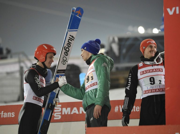 Fínsko, skoky na lyžiach