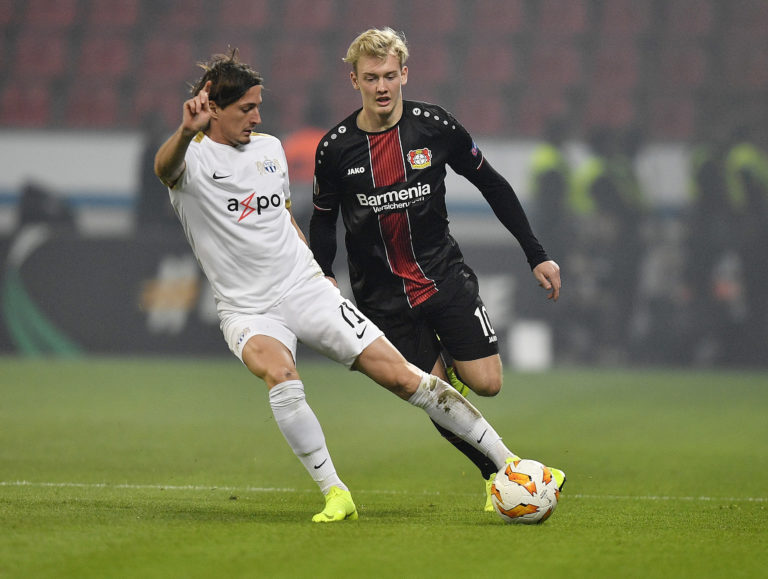 Julian Brandt, Hekuram Kryeziu