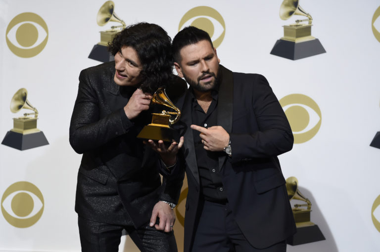 Dan Smyers, Shay Mooney