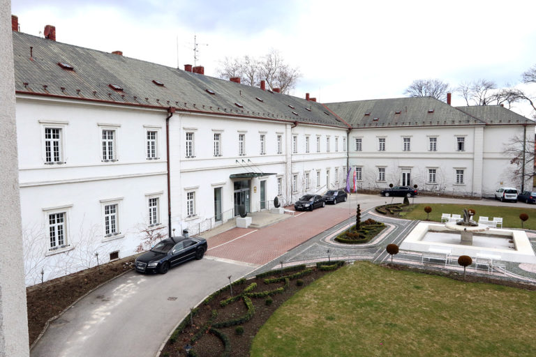 Piešťany, vojenské kúpele, rekonštrukcia