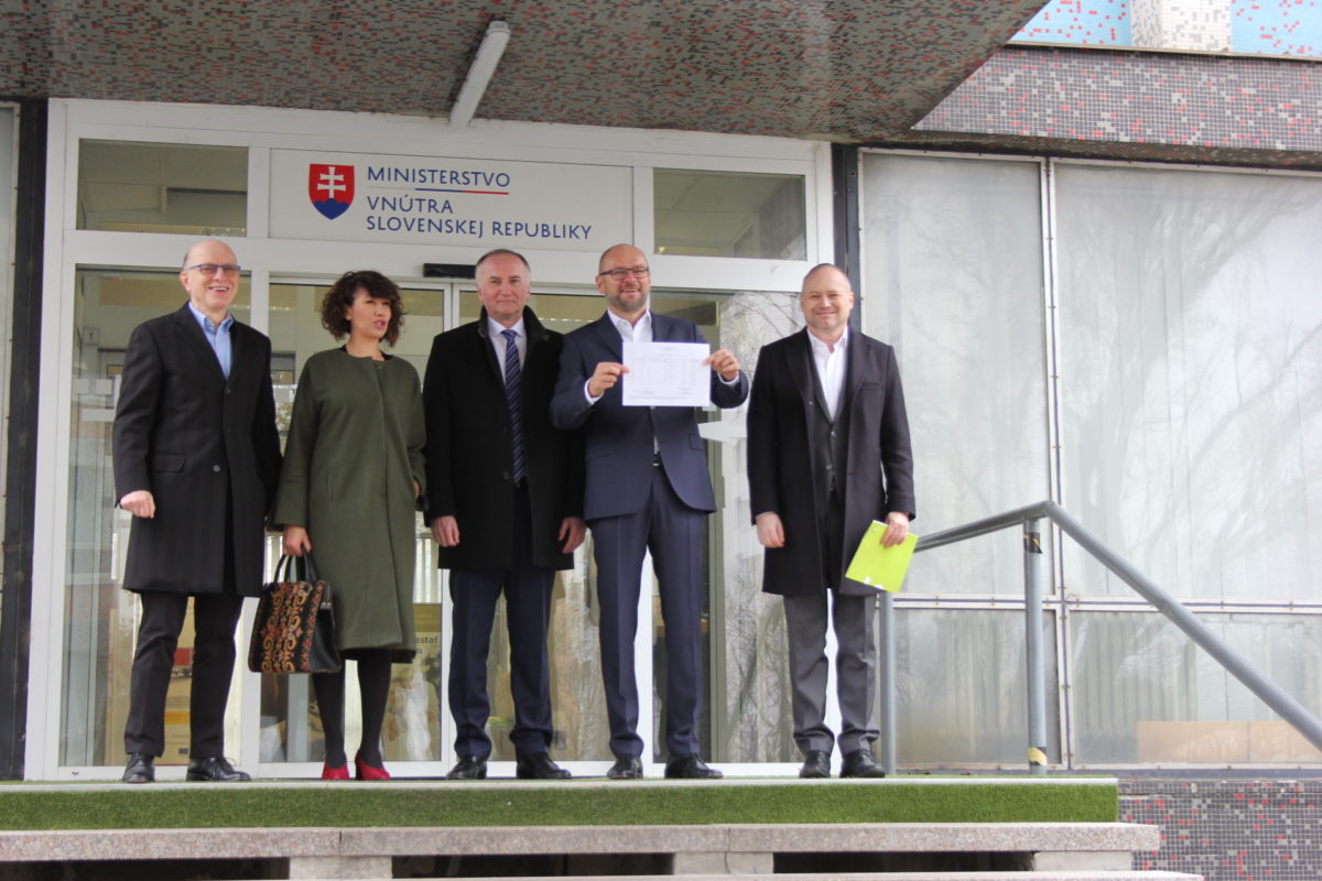 Alojz Baránik, Lucia Ďuriš Nicholsonová, Eugen Jurzyca, Richard Sulík, Roman Foltin, SaS