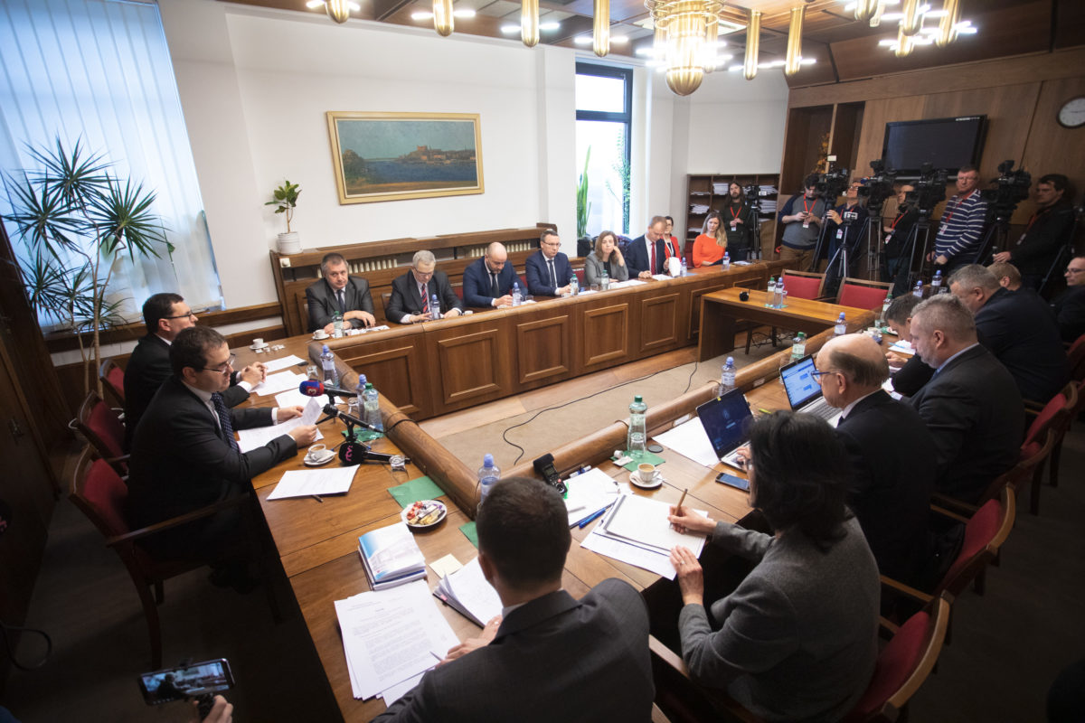 NR SR: Zasadnutie Ústavnoprávneho výboru