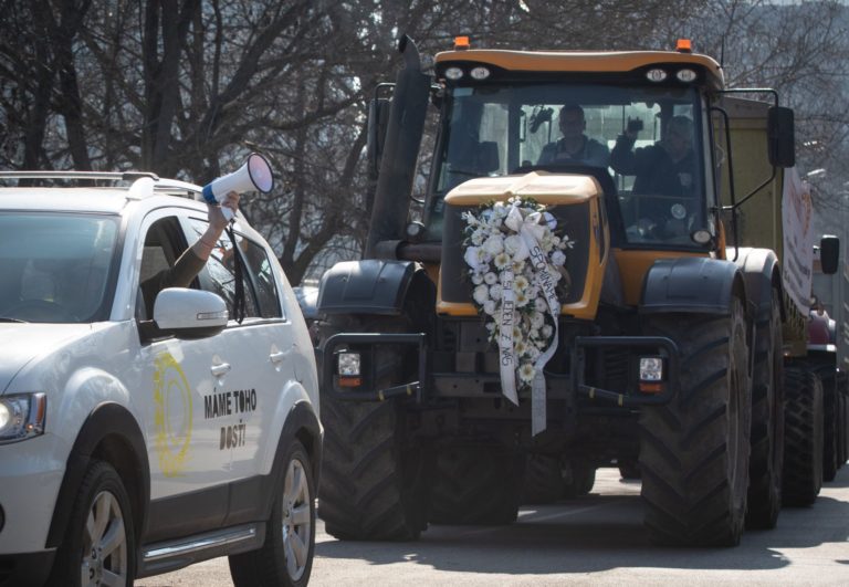 protest farmárov