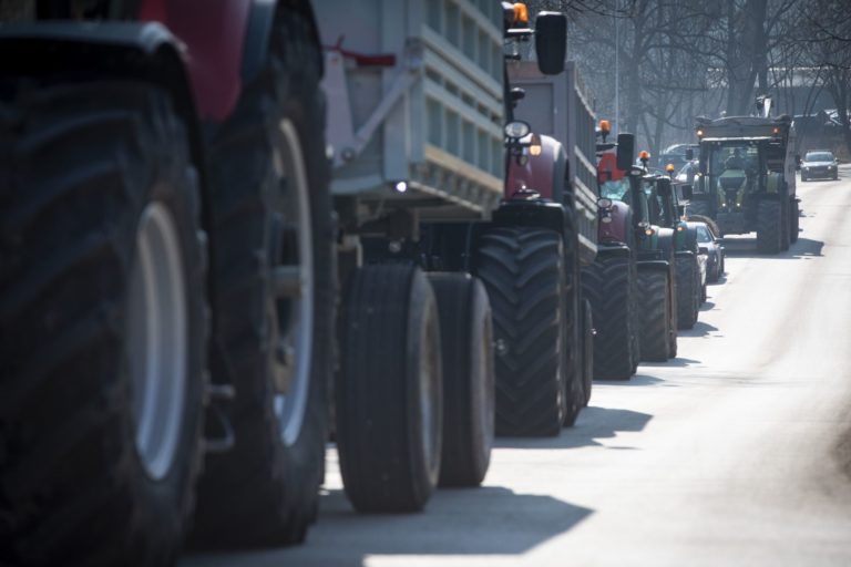 protest farmárov