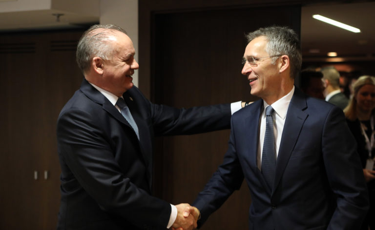 SUMMIT: Prezidentov krajín B9 a GT NATO