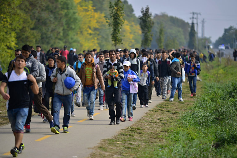 migranti, utečenci