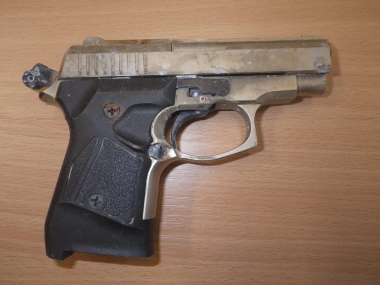 POLÍCIA: Hľadajú majiteľa plynovej pištole