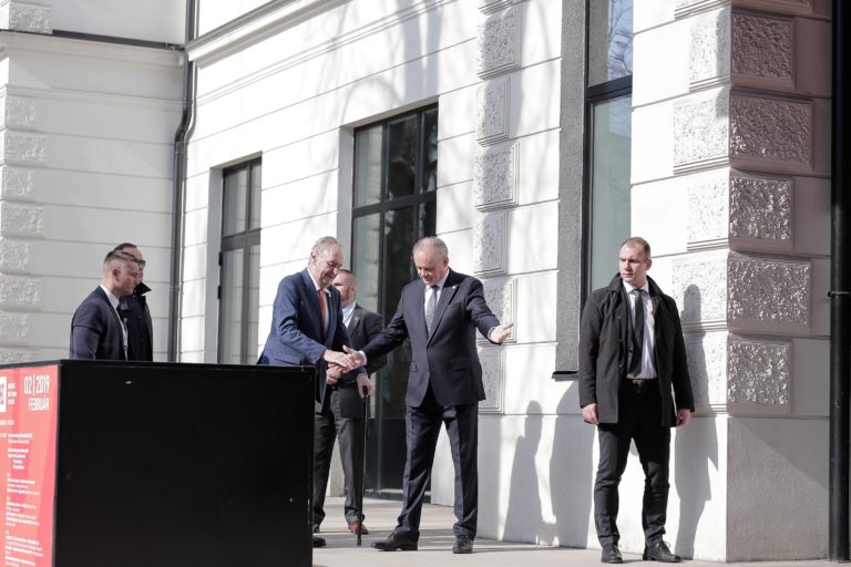 SUMMIT: Prezidentov krajín B9 a GT NATO