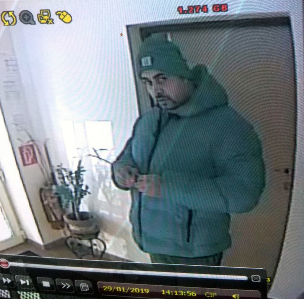 POLÍCIA: Pomoc pri zistení totožnosti