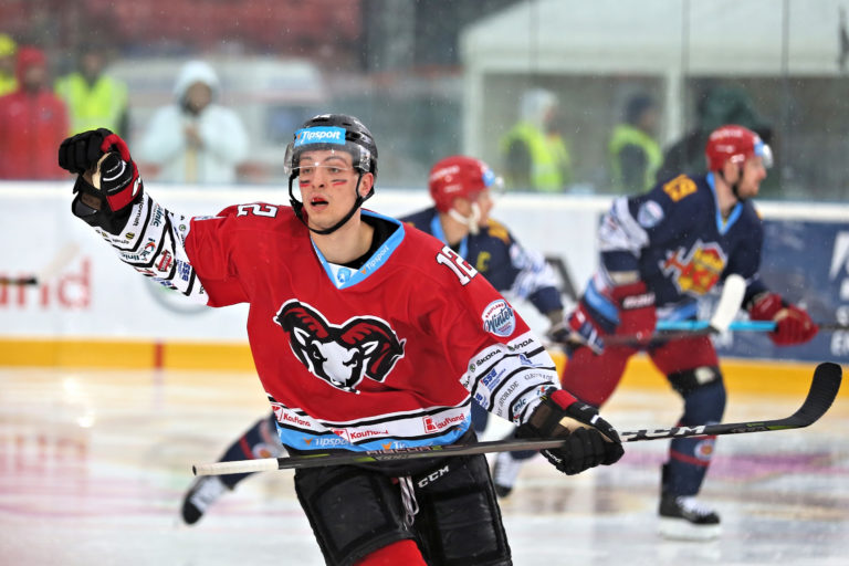 Kaufland Winter Classic Games 2019, Súboj legiend