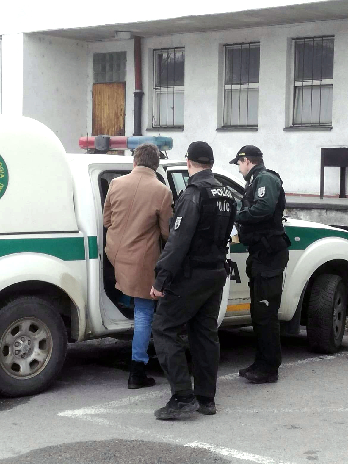 POLÍCIA: Marenie výkonu úradného rozhodnutia