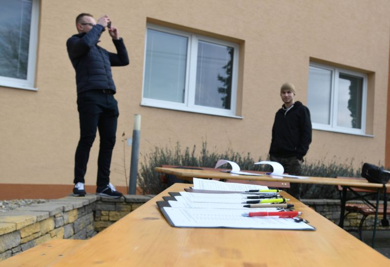 Jablonica, petícia, cesta