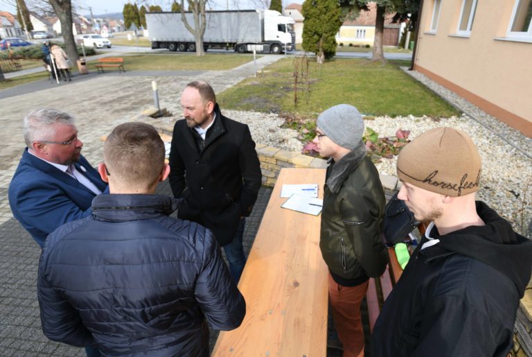 Jablonica, petícia, cesta