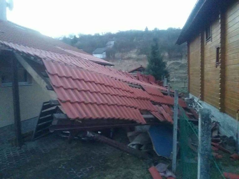 Stredné Slovensko, silný vietor