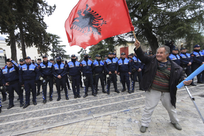 Albánsko, demonštrácia