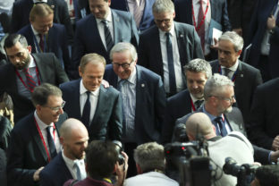 Donald Tusk, Jean-Claude Junkcer, Summit EÚ
