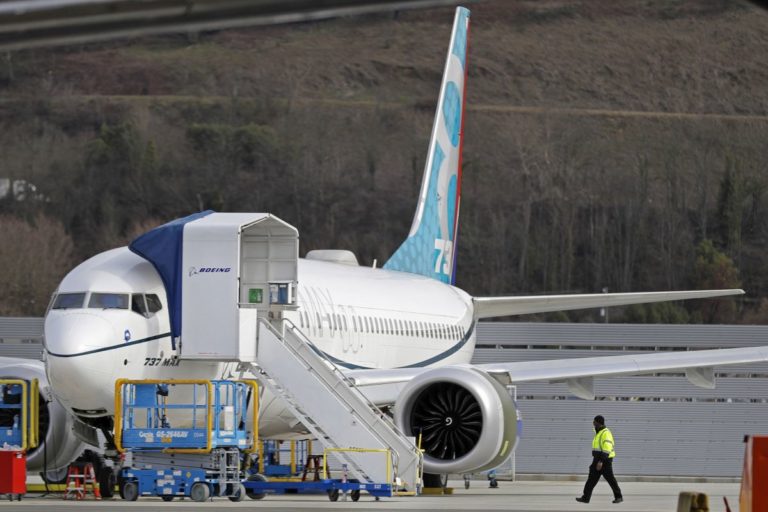 Boeing 737