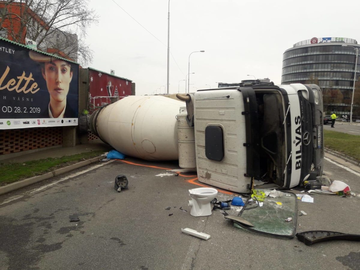 Domiešavač, dopravná nehoda