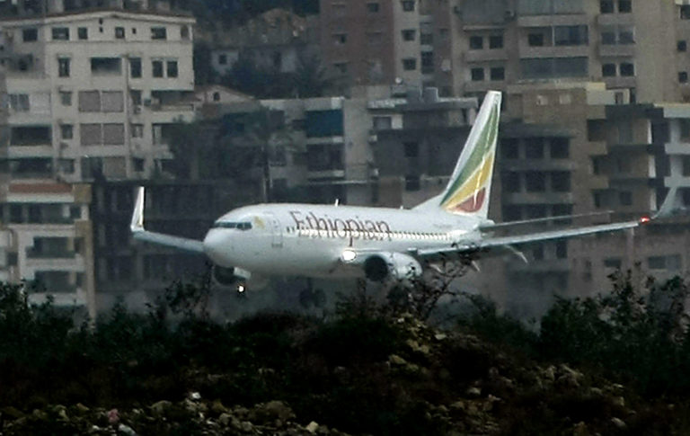 Boeing 737