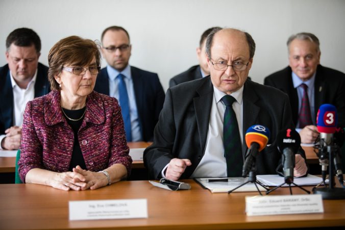 Prezidentské voľby 2019 na Slovensku, Eva Chmelová, Eduard Bárány