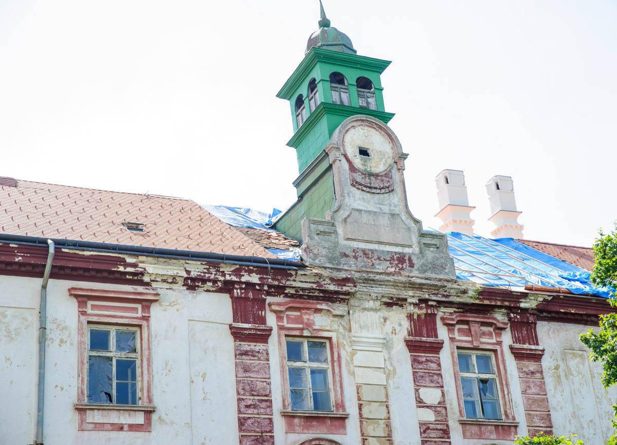 Hlohovský zámok, Hlohovec