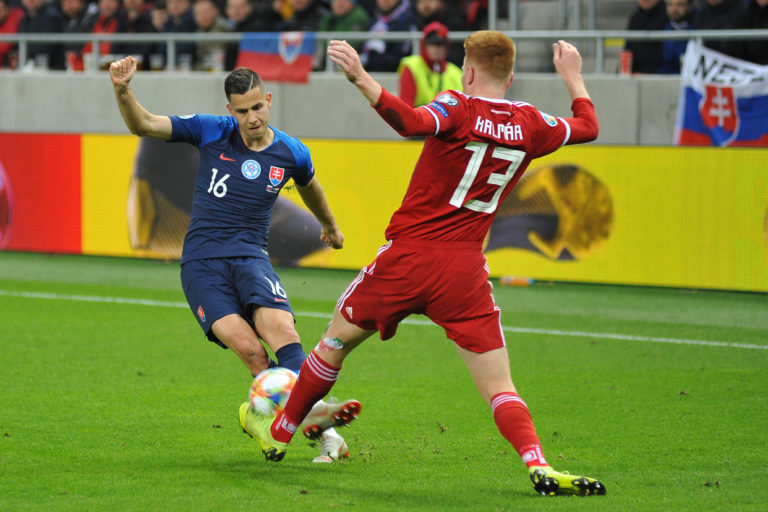 FUTBAL: Slovensko - Maďarsko (kvalifikácia o postup na ME 2020), Zsolt Kalmár, Dávid Hancko