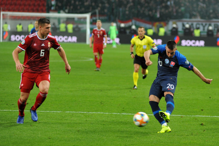 FUTBAL: Slovensko - Maďarsko (kvalifikácia o postup na ME 2020), Willi Orban, Róbert Mak