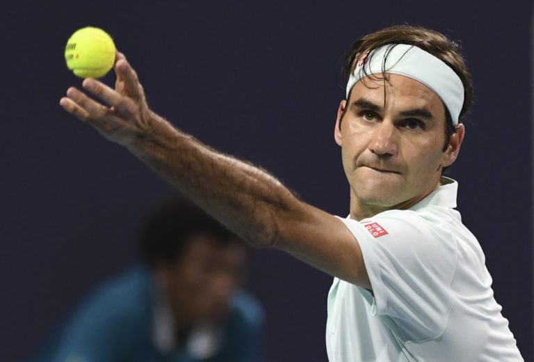 Roger Federer, Denis Shapovalov