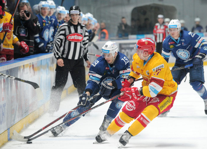 HOKEJ TL: Nitra - Trenčín