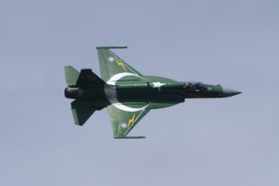 stíhačka JF-17