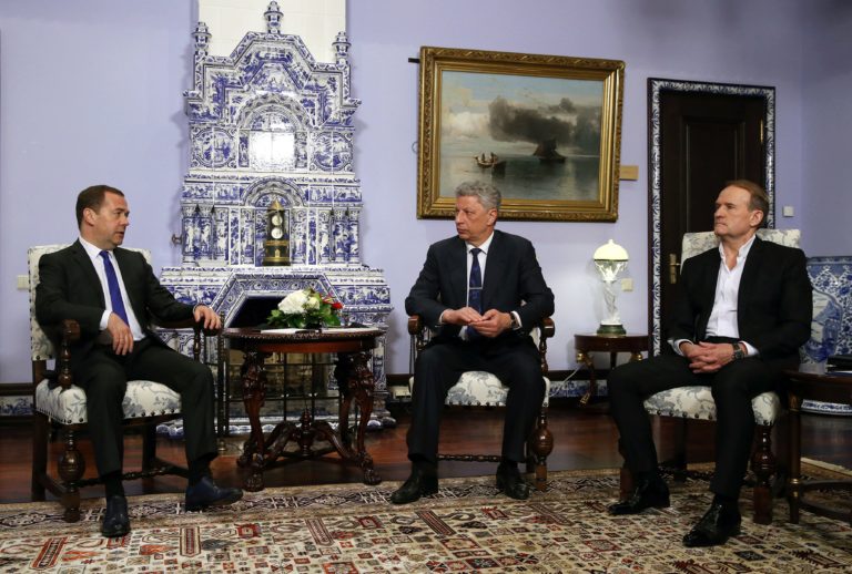 Dmitrij Medvedev, Jurij Bojko, Viktor Medvedčuk