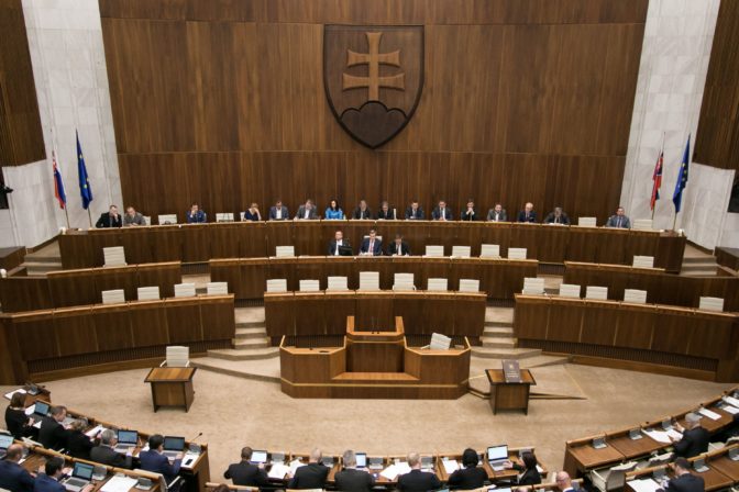 Národná rada SR, rokovanie