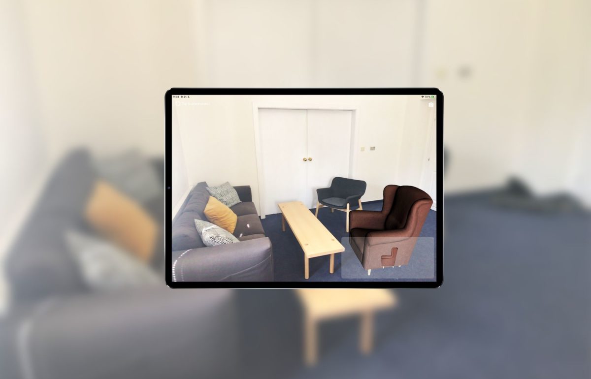 Smartbase ar mockup s.jpg