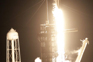 SpaceX, Testovací modul Dragon