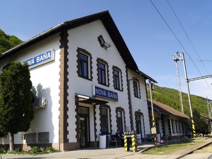 ŽSR - stanica Nová Baňa