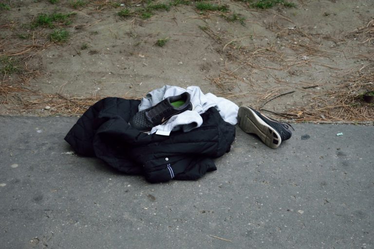 útok kyselinou, Nové Zámky