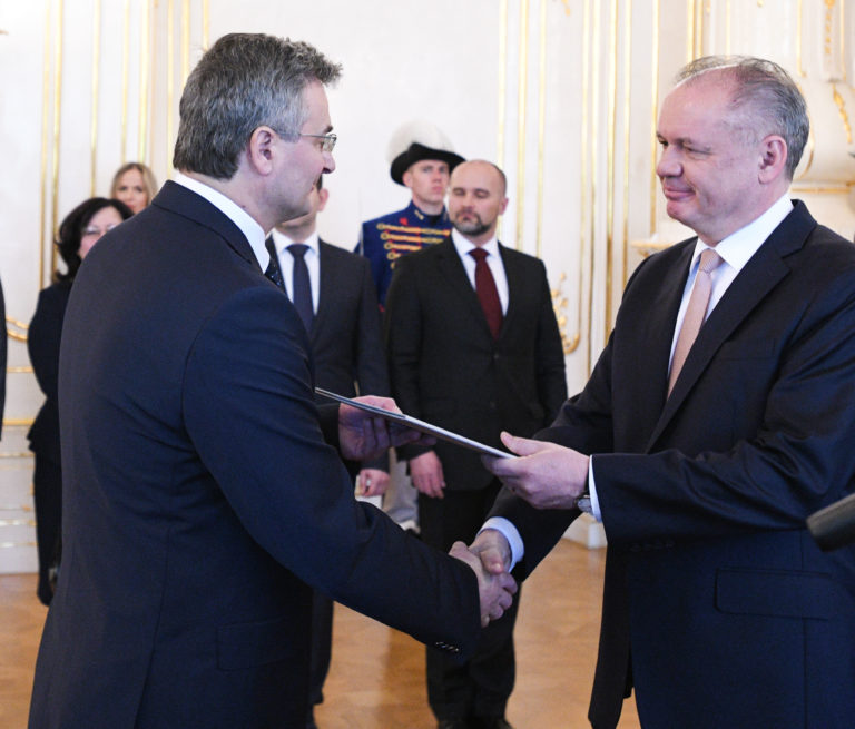 PREZIDENT: Vymenoval sudcov Ústavného súdu SR