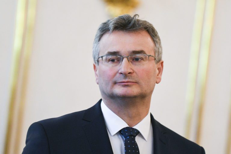 PREZIDENT: Vymenoval sudcov Ústavného súdu SR