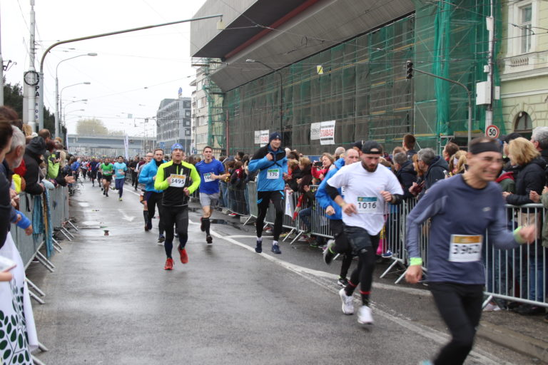 ATLETIKA: Národný beh Devín - Bratislava