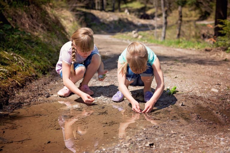 Children 766518_1920.jpg