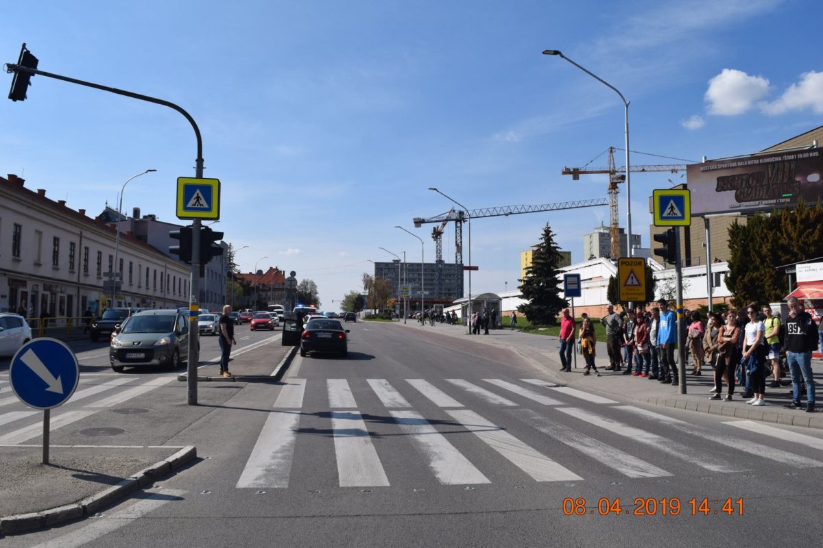 dopravná nehoda, zrážka s chodcom