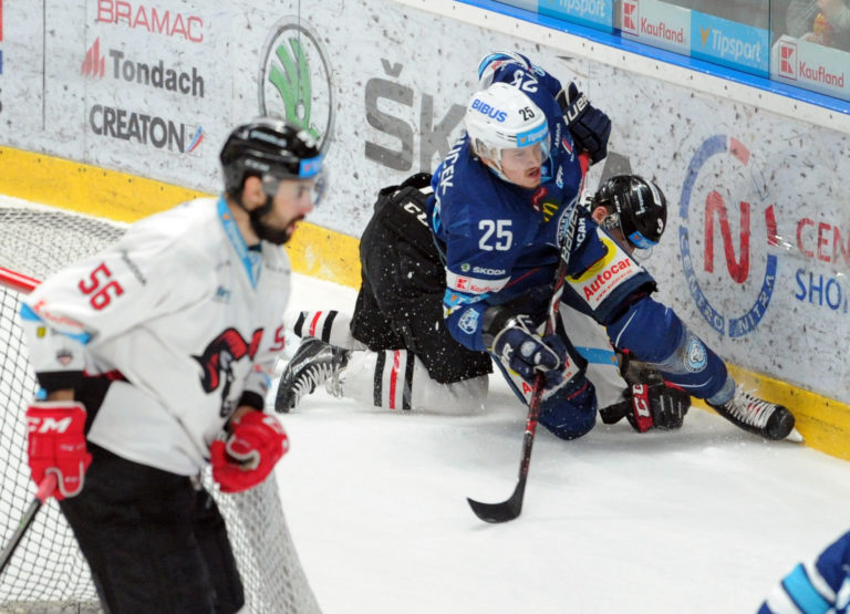 HK Nitra, HC ‘05 iClinic Banská Bystrica