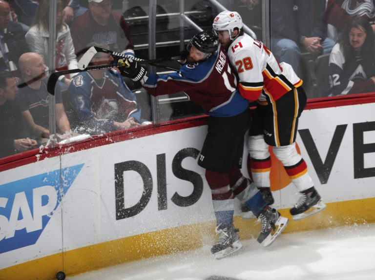 Elias Lindholm, NHL, Calgary Flames