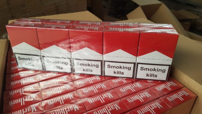 COLNÍCI: Zaistili vyše milión kusov cigariet